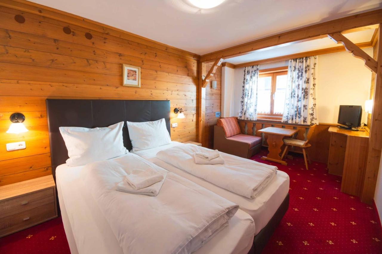 Tirolerhof Hotel Serfaus Bagian luar foto