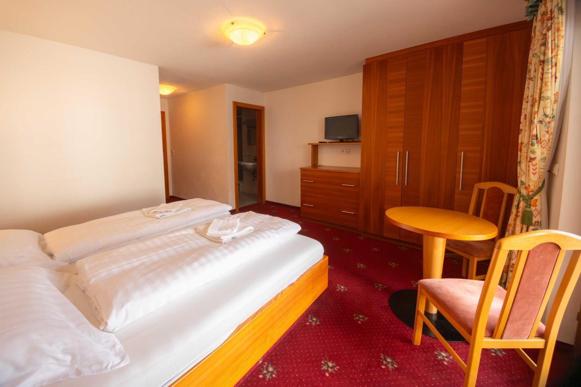 Tirolerhof Hotel Serfaus Bagian luar foto